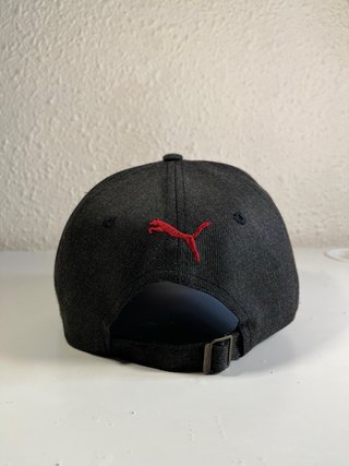 Gorra Puma Snapback Negra y Roja | Ajustable |