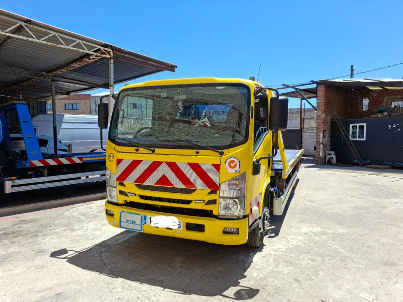 Isuzu NPR 2019 - foto 1