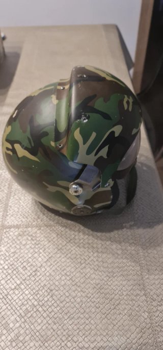 Casco militar camuflaje tanqueta