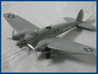 HEINKEL HE-111B - ESPAÑA - MAQUETA 1/72 RODEN
