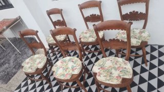 6 sillas madera muy buen estado todas 80€