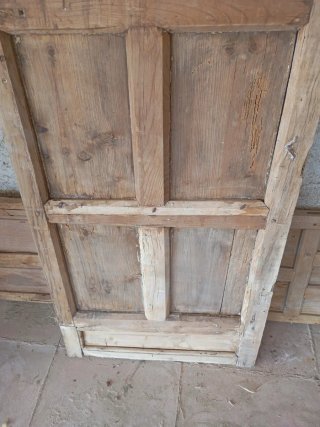 Puerta antigua madera cuarterones capuchina 215x57