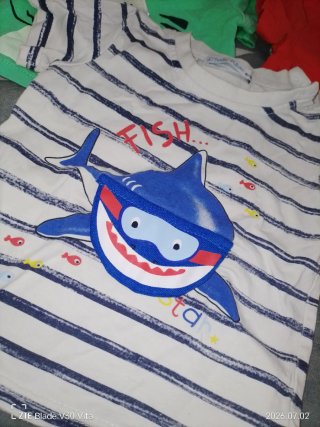 Pack de 6 camisetas bebé de 6 a 9 meses.