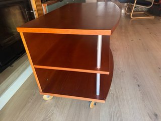 Mesa auxiliar TV de madera maciza