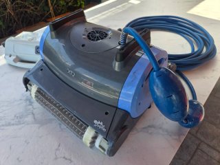 LIMPIAFONDOS DOLPHIN XT2 MAYTRONICS