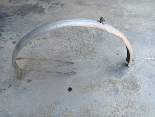 Guardabarros de bicicleta antiguo