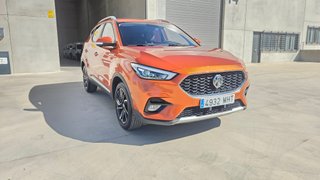 33.000km 2023 MG ZS 2023