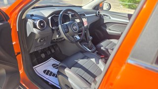 33.000km 2023 MG ZS 2023