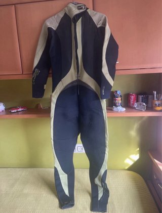 Traje para hacer surf neopreno BILLABONG  Talla L