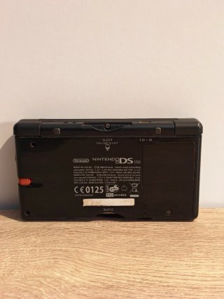 NINTENDO DS LITE + CARGADOR