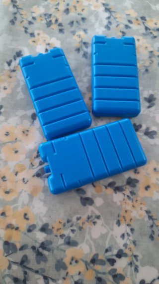 3 Acumuladores de frío x 1 €