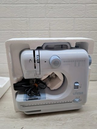Máquina de Coser Ufesa SW1201 Facile