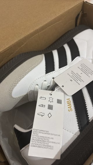 Bambas adidas samba.