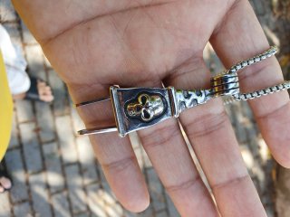 Lotto uomo: collana con pendente teschio + anello