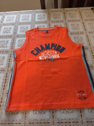 Canotta Champion 9 anni