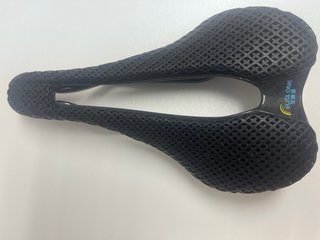 Sillin ELITAONE SLR 3D CARBONO 145x248
