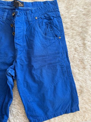 Bermudas azul