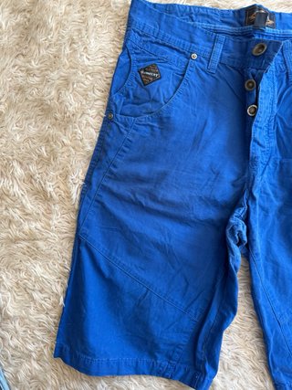 Bermudas azul