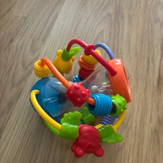 Juguete sensorial para bebé