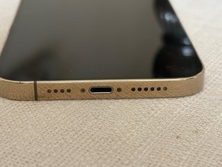 iPhone 12 Pro Max Oro con scatola