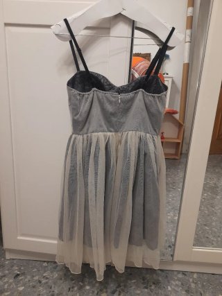 Vestido Iron Fist estrellas lentejuelas tul