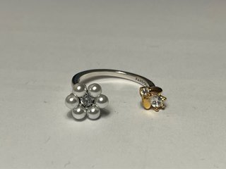 Anillo Flor y Abeja Los Bridgerton