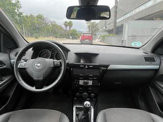 Opel Astra 2009