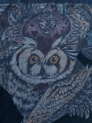 Top sin manga Custo talla M negro buho