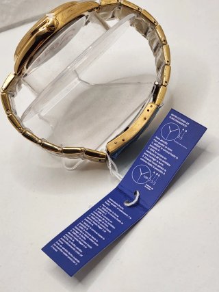 Reloj skyline acero quirúrgico chapado en oro