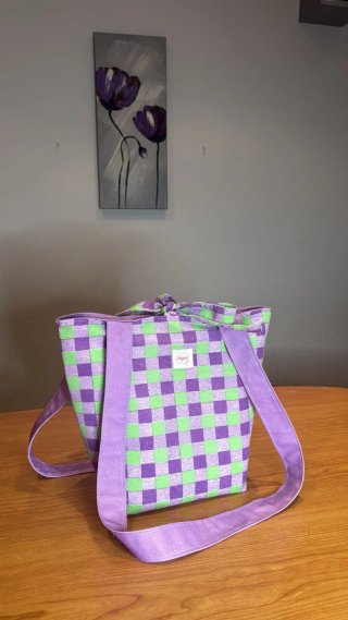 Bolso de playa cuadros verde y morado