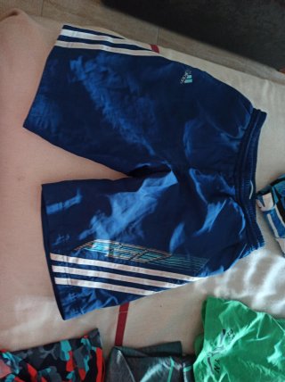Lote de 6 bañadores de 10 a 12 años