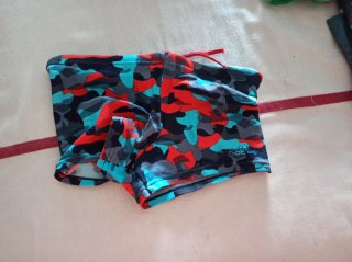 Lote de 6 bañadores de 10 a 12 años