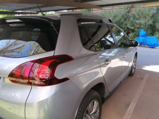 Peugeot 2008 HDI 100 Diesel del año 2017