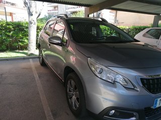 Peugeot 2008 HDI 100 Diesel del año 2017