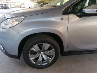 Peugeot 2008 HDI 100 Diesel del año 2017