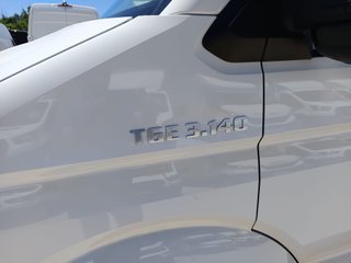MAN TGE 3.140 2.0 FURGON MEDIO TECHO ALTO 140