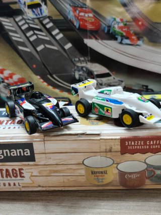 Scalextric Fast Lane 1:43 Dos coches de carreras