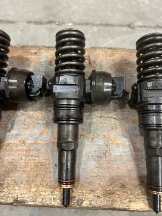 Juego de inyectores “BA” 1.9TDI PD
