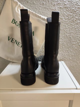 Botas