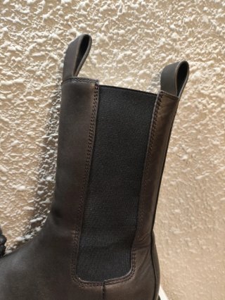 Botas
