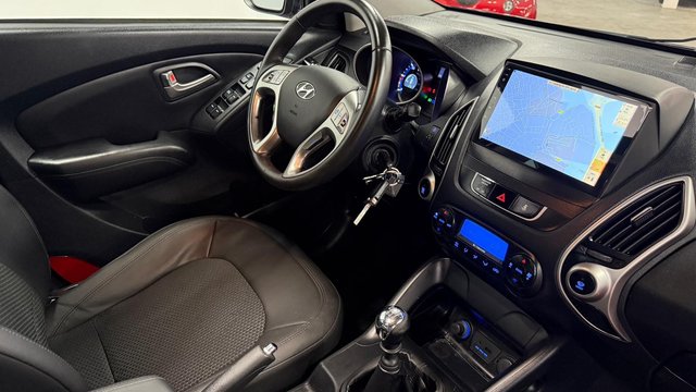Hyundai ix35 1.7 CRDi 115cv Comfort Sky 4x2