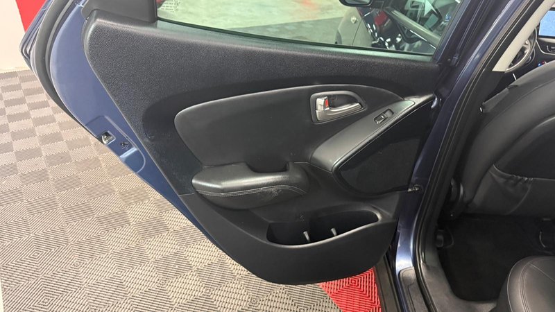 Hyundai ix35 1.7 CRDI Comfort Sky 4x2 2011, foto 25