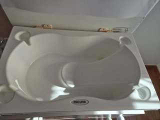 Mueble bañera  y cambiador bebe