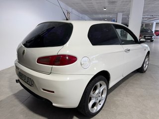 Alfa Romeo 147 2005