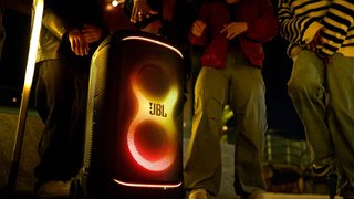 Alquiler Altavoz JBL Partybox 520 + Karaoke