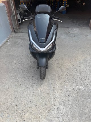 Honda PCX  version DX 125