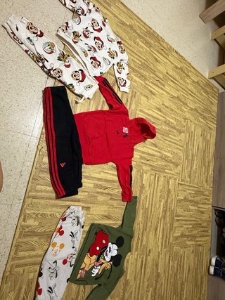 Chándal Adidas niño rojo y negro