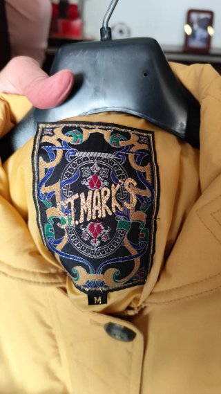 Chaquetón amarillo