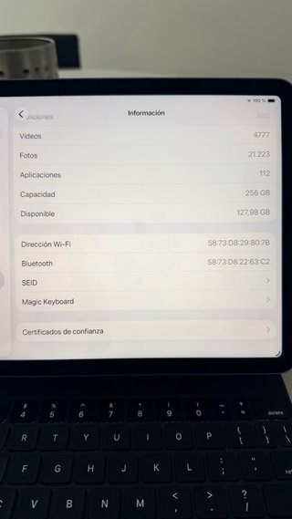 iPad Air 5 M1 256GB + Teclado + Lápiz 2 Originales
