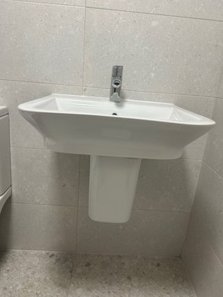2 lavabos iguales a estrenar